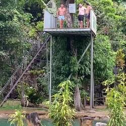 ... sind in eine der vier "Lagunen" gerollert, wie im Freibad mit super Bergkulisse ...