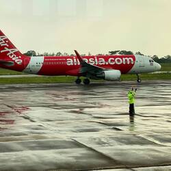 jetzt muss der Flieger noch richtig einparken, dann gehts los