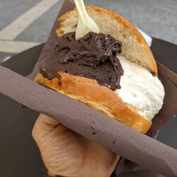 Definitely fantastic ice cream in a brioche! Chocolate Fondente, pistacchio and almonds!