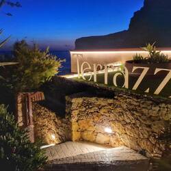 Dîner au Terrazzo, Malte
