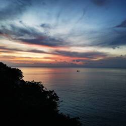 Highlife Bungalows & Restaurant 😍🍴