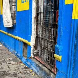 beware of the dog! Vorsicht vor dem Hund!