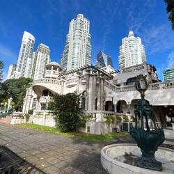 Museum of Humour - not kidding: it's closed