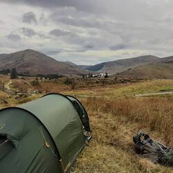 Üses Zelt z mitzt uf de Schafweid