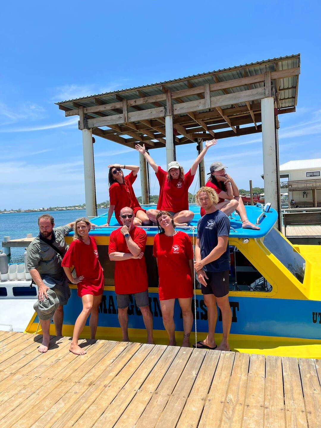 Natürli hets aus belohnig nid nume dr Uswiis gä sondern ou no es super T-shirt😄🤙🏽