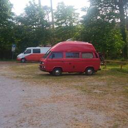 Stellplatz ist noch ziemlich leer