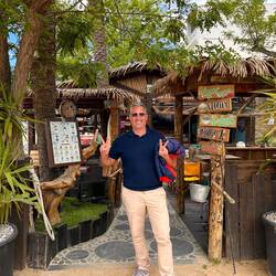 ONA Beach Bar