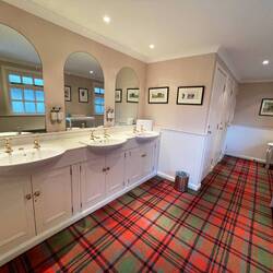 Die Besuchertoilette für Damen (Foto nicht von mir 🤭)