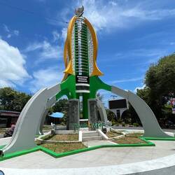 Peutek Patah Teurawah Meugantoe