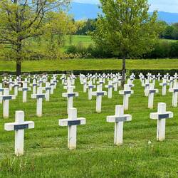 Wartime graveyards