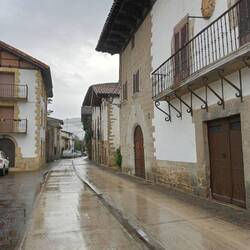 Leaving Larrasosna