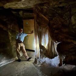 The Drum Room - tapping on the stalactite makes a drumming sound