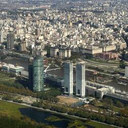 This is the Woman's Bridge! 🤓