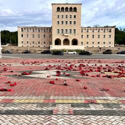 Le Batiment de la place des martyrs