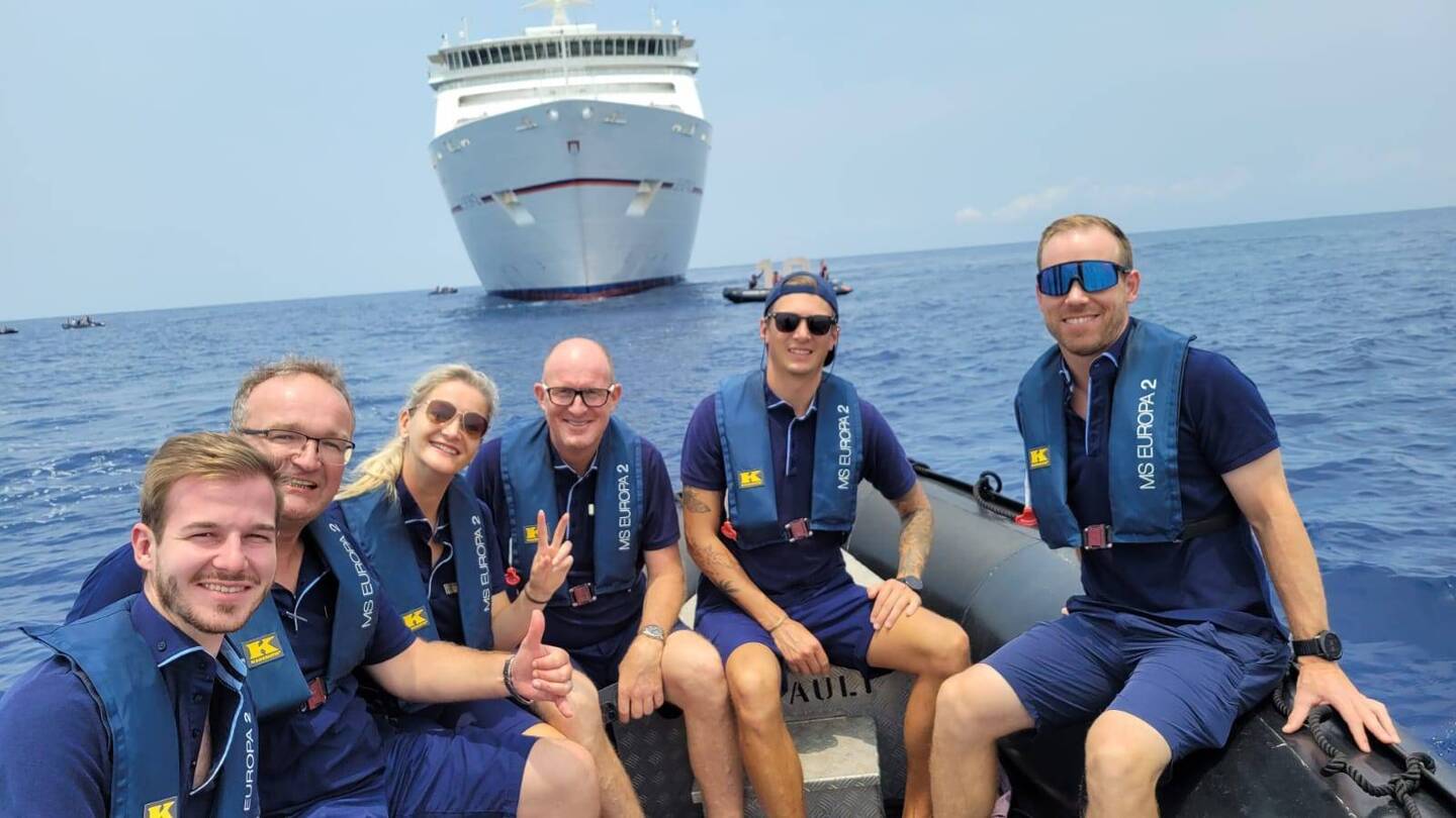 Das Touristik-Team in Gänze.
