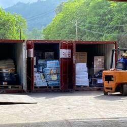 Container bereit zum Entladen