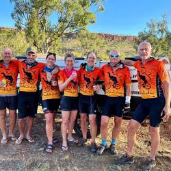 Team photo, finish, day one.