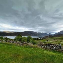 North West Highlands Geopark, man sieht´s an den gefalteten Gesteinsschichten