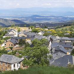 First sighting of village El Acebo