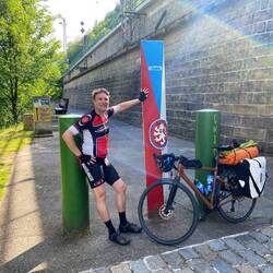 Grenzübergang am Elberadweg als Teil der EuroVelo 7 Sonnen-Route
