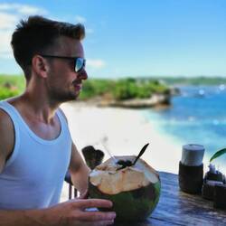 Frische Kokosnuss fast täglich.