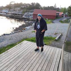 Nicht jeder kann so ein Outfit tragen 🤣