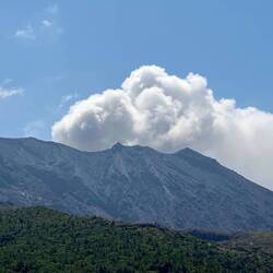 The highest observation point. There she blows.