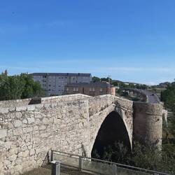 Over the bridge and into the outskirts of Ponferrada