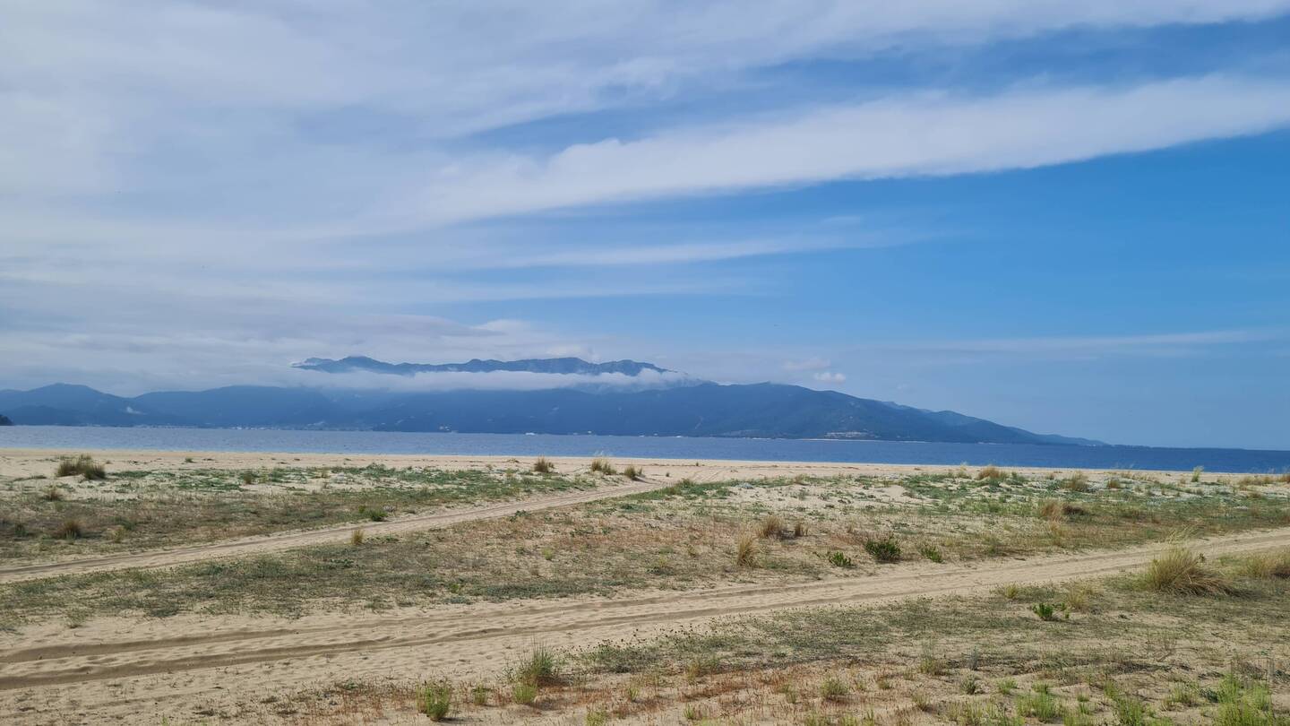 Keramoti Beach mit Blick auf Thasos