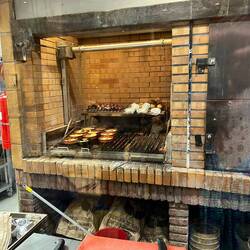 Middag på en argentinsk restaurang - mycket mat och nycket kött