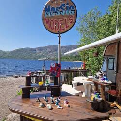 Hier die Nessie Models von Steve Feltman dem Nessiehunter