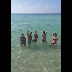 Just another day in Paradise🏝️