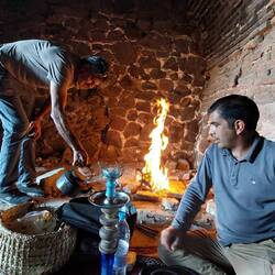 Teepause mit Wasserpfeife