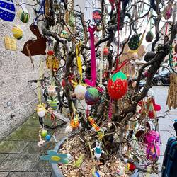 Easter egg trees are a "thing" in Europe
