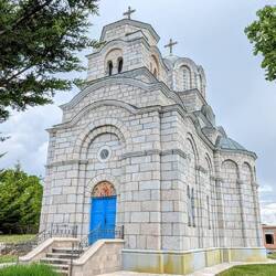 Orthodoxes Kloster bei Petrovichi