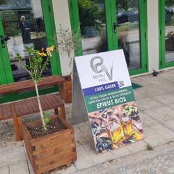 grasig, bitter, scharf