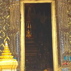 The door to the emerald Buddha