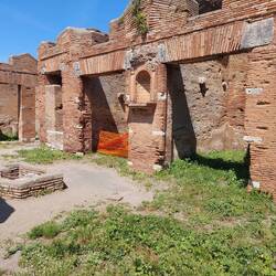 Luxury 120AD Shopping Mall