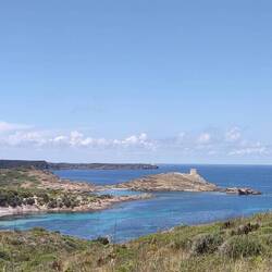 Das Etappenziel im Hintergrund