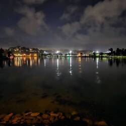 Night view of the lake.