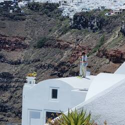Not every day you see a guy washing the roof! 😉