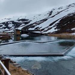 Tourismusbauten am Trollstigen.