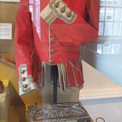 Hier ist alles zu sehen, was ein Soldatenherz begehrt 🥴