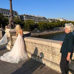 Wedding dress photo shoot on Pont Neuf!
