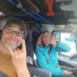 Aber auf der Fahrt war die fette Party am laufen 🥳🎉🤘🤣