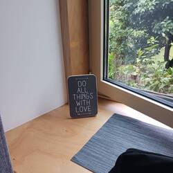 In the window at Quinta