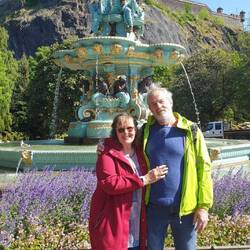 Im Park, direkt am Ross-Brunnen