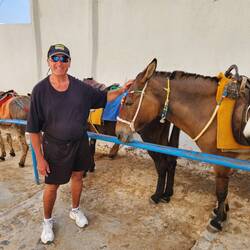 The cable car queue was long, so we walked up. Donkeys are another option - 10€ 😉