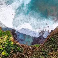 Wilde, schöne Küste in Uluwatu