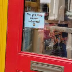 A great business model for a restaurant in the shopping area